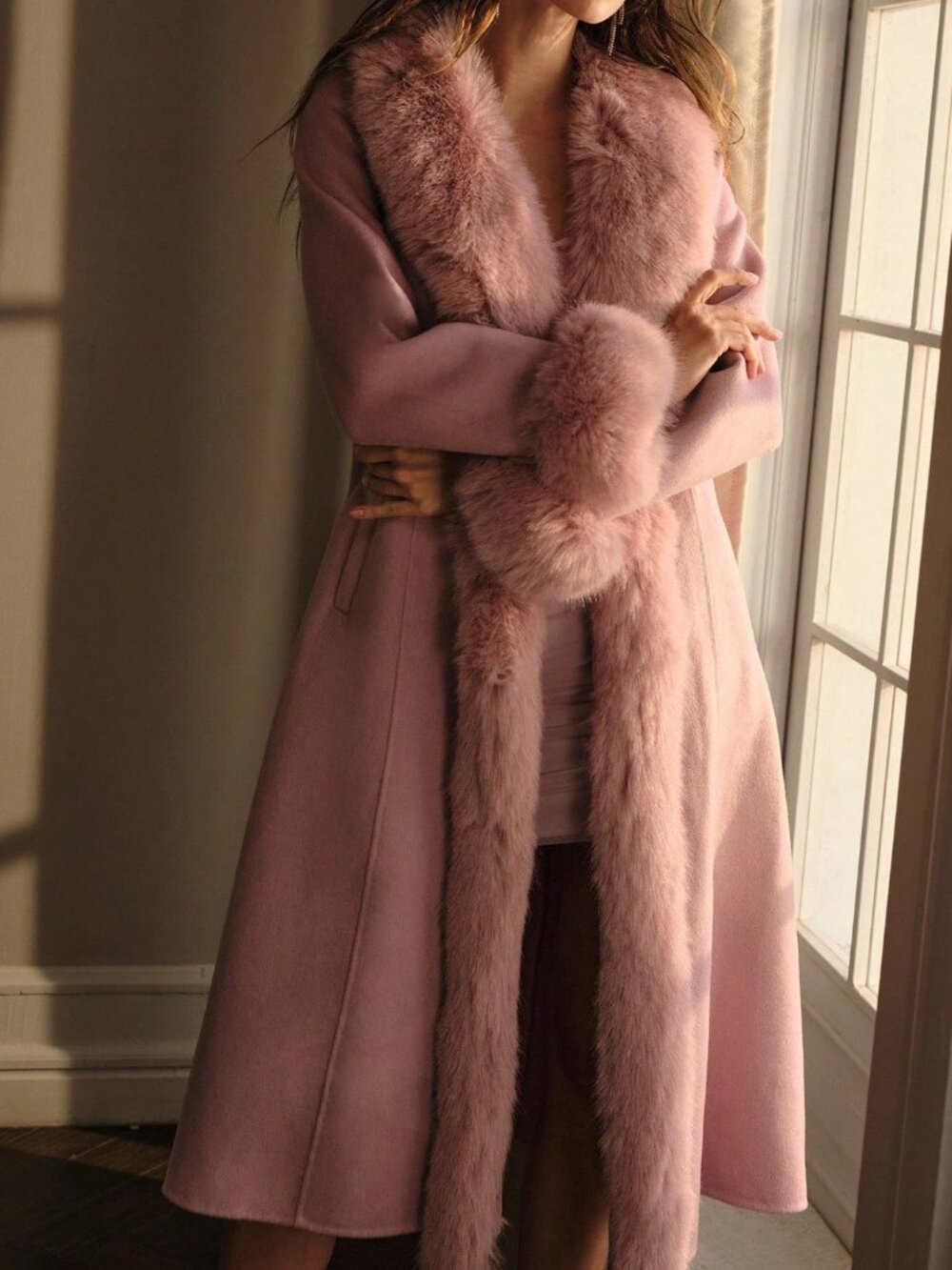 Baby Pink Elegant Women's Contrast Faux Fur Belted Overcoat - Picture 6 of 8